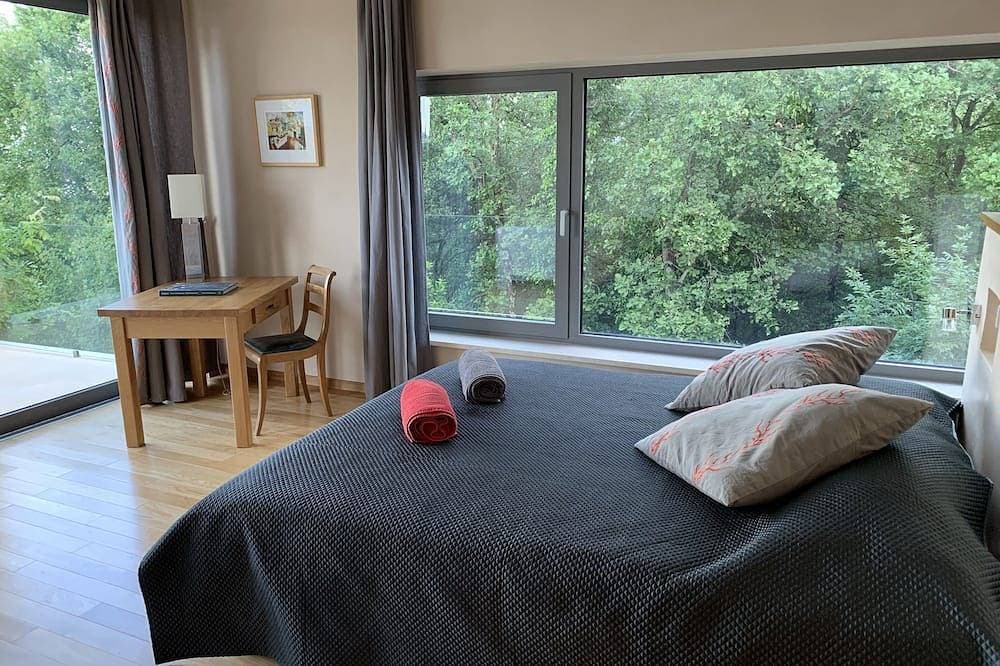 Foto 5 von 30: Zeitgenössische Villa am Meer in Istrien