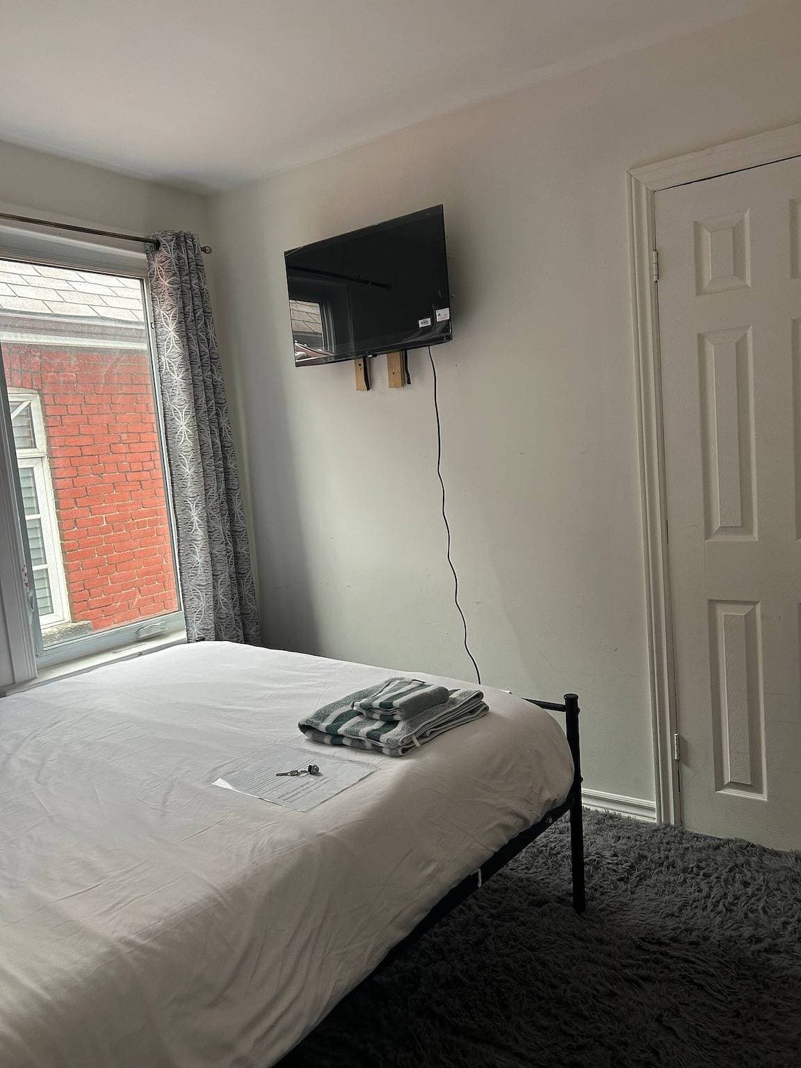 Foto 2 von 12: Komfortables und gemütliches Privatzimmer in einer Wohngemeinschaft