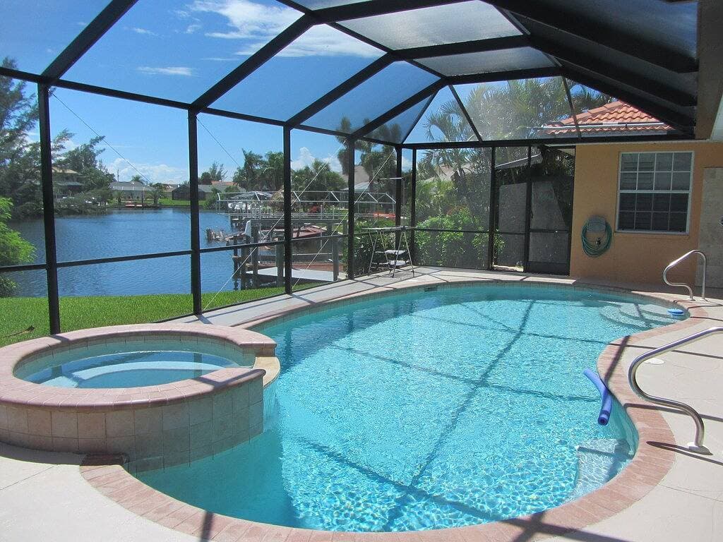 Foto 4 von 24: Gulf access, Wifi, Pool & Spa, Smart TV, Pool Solar, German TV