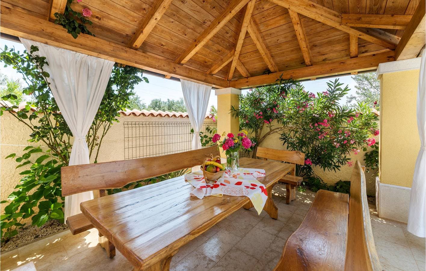 Foto 5 von 28: Gemütliche Ferienwohnung mit Pool und Terrasse, 2,5 km vom Stadtzentrum von Galizana entfernt