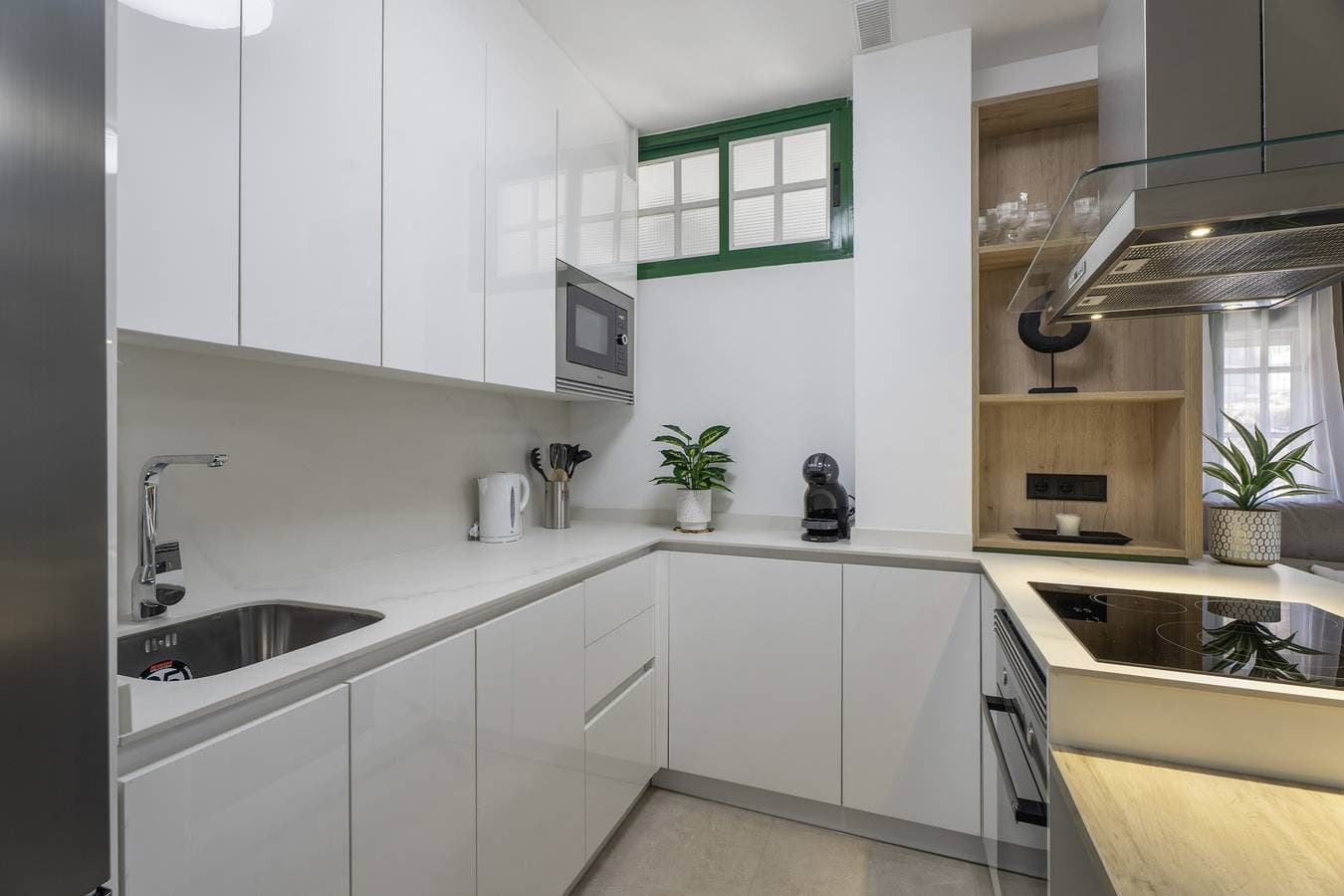 Foto 7 von 24: Ferienwohnung 'Apartamento Calecampo' mit Meerblick, WLAN und Klimaanlage