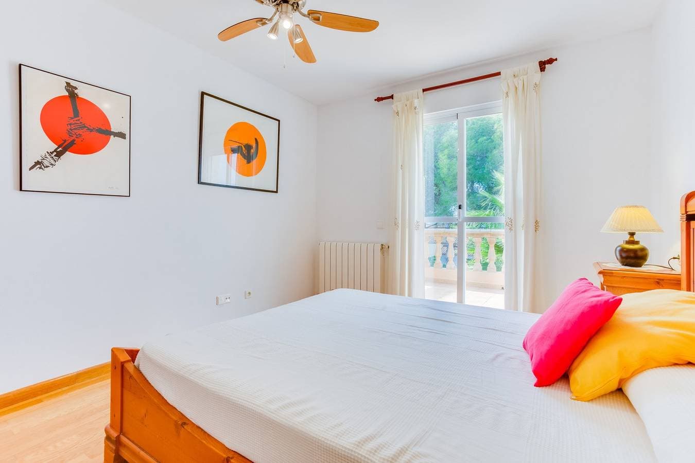 Foto 10 von 27: Villa für 8 Personen mit Balkon