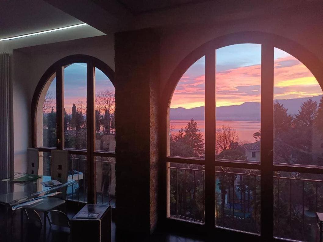 Lake View Tower 1