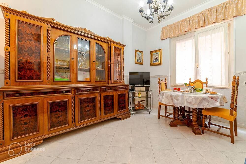 Foto 13 von 17: \"Casa Mia Vacanze Napoli\" Komfortable Wohnung nahe Innenstadt und Metro1!