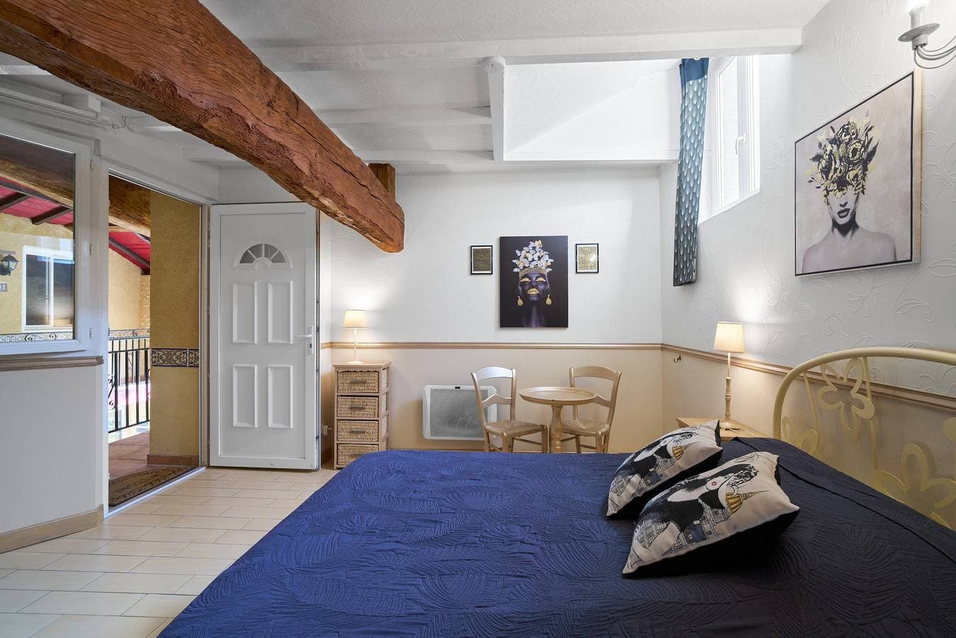 Foto 5 von 32: Périgord Elegant – Gästezimmer 'Le Pré Fleuri' mit Pool im Herzen des Ribéracois