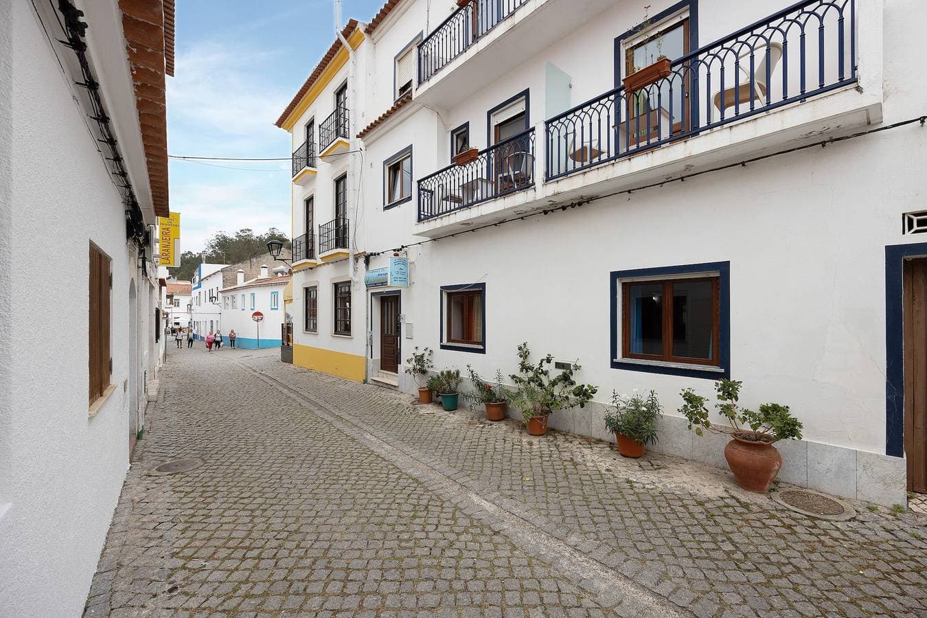 Foto 2 von 20: Ferienwohnung 'T2 Malveiro' mit privater Terrasse und WLAN