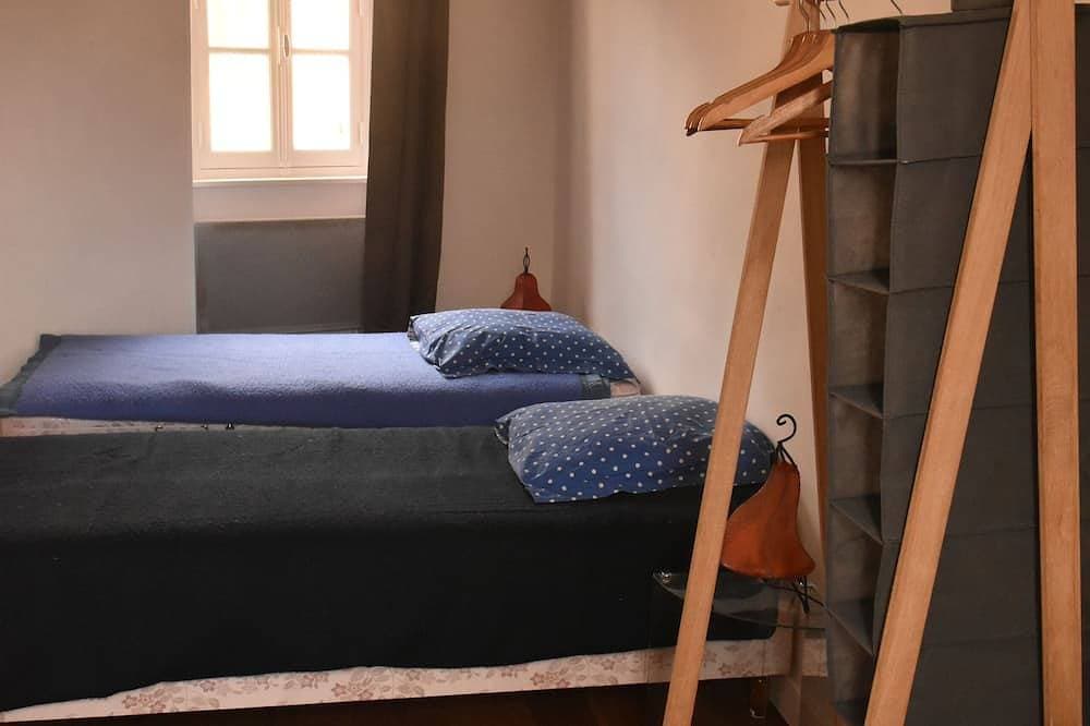 Foto 6 von 30: Maison de Campagne Avec Grand Jardin - Beaucoup de Cachet