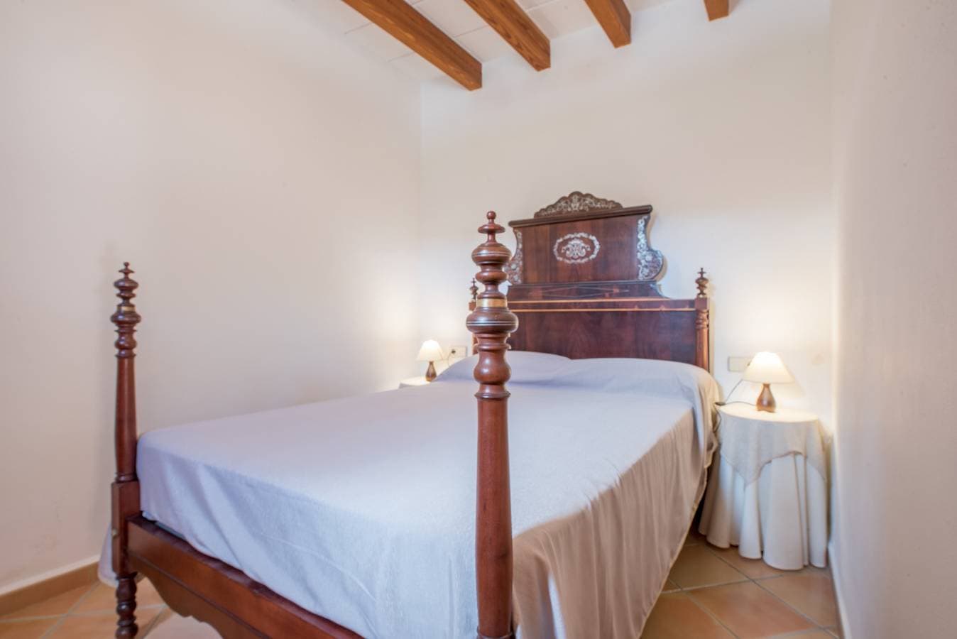 Foto 13 von 23: Typische mallorquinische Villa „S'Era de Son Roig“ mit Garten, Pool und WLAN