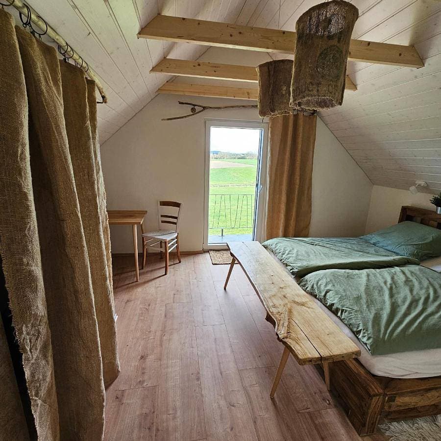 Foto 4 von 35: Two-Bedroom House
