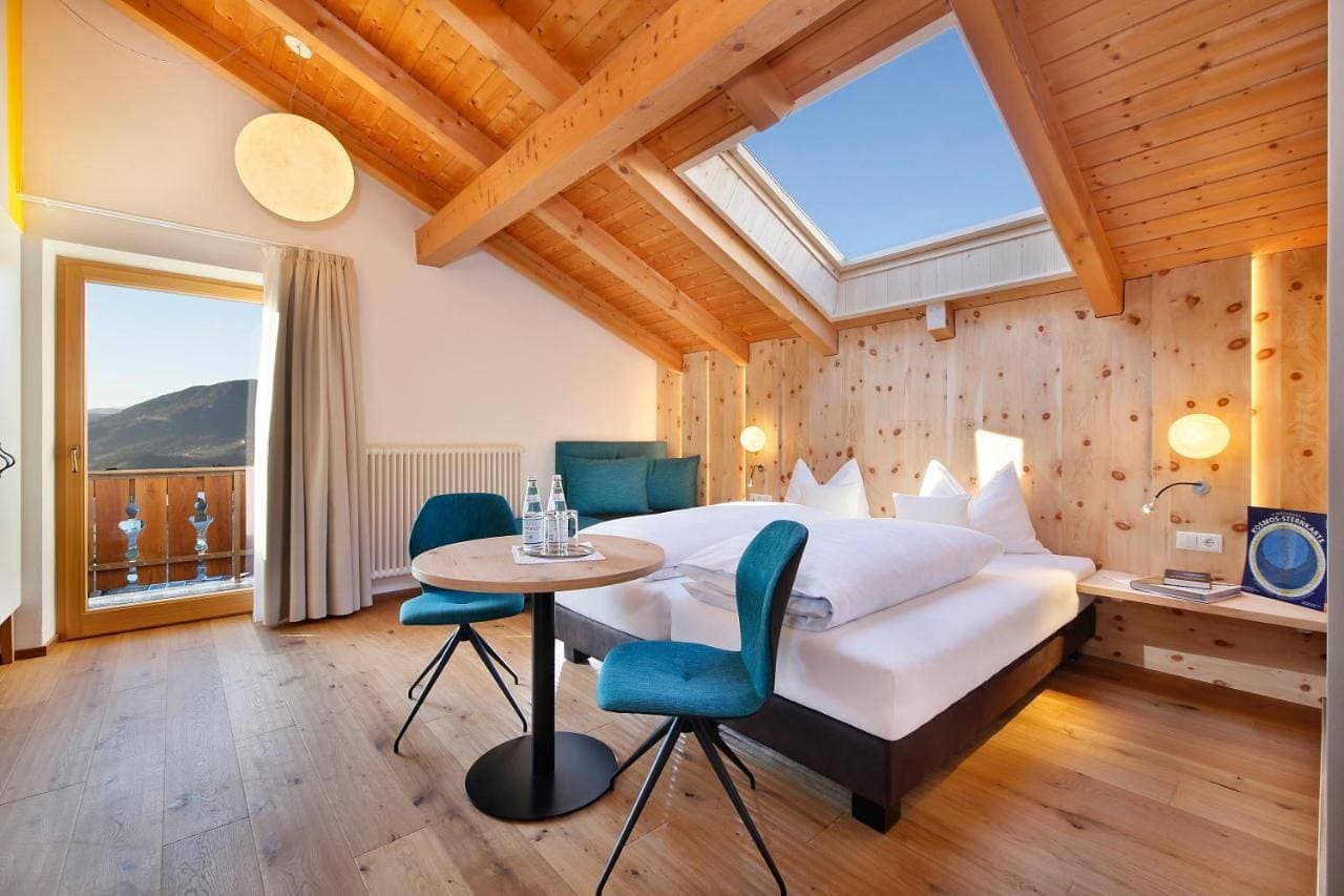 Foto 4 von 8: Double Room with Private Bathroom