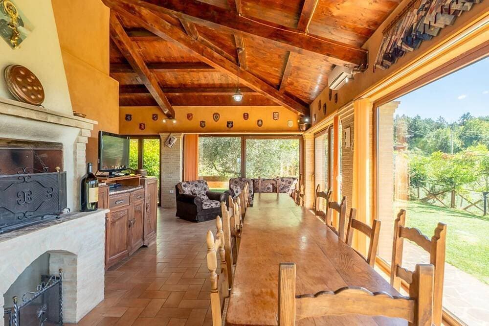 Foto 11 von 30: Fortebracci - Sechs Schlafzimmer Villa, Schläft 12