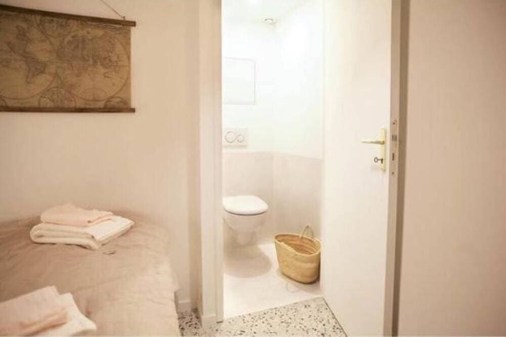 Foto 4 von 8: Apartment downtown Arles near arena