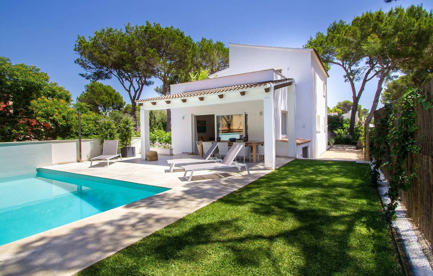 Appartement mit Meerblick, Pool, Terrasse und Grill 1 km zum Strand von es Clot des Moro 1