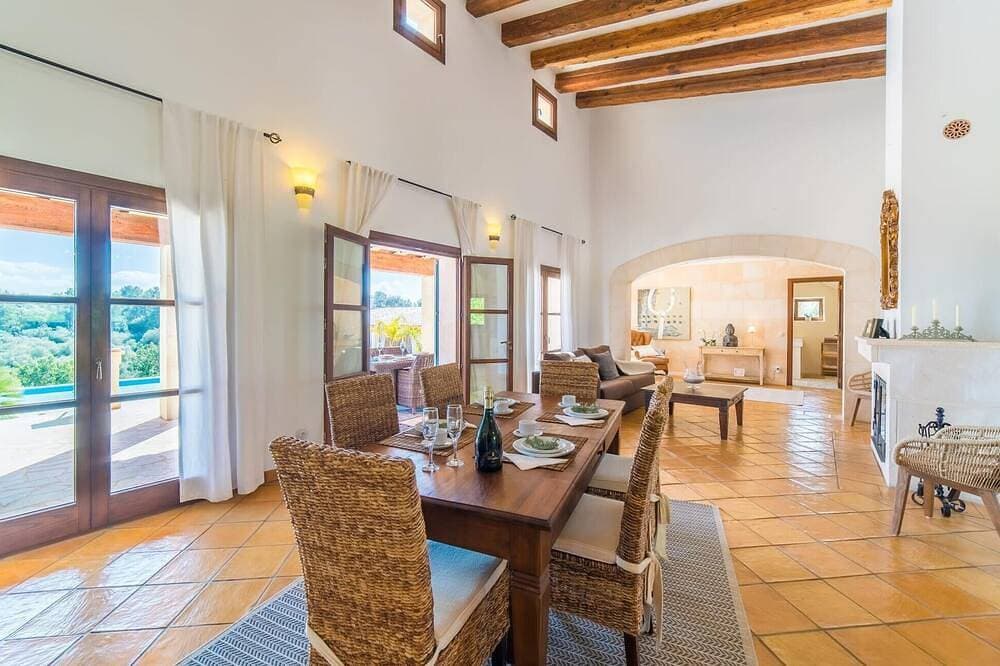 Foto 9 von 30: Schönes Haus in Porreres mit privatem Swimmingpool, der drinnen oder draußen.