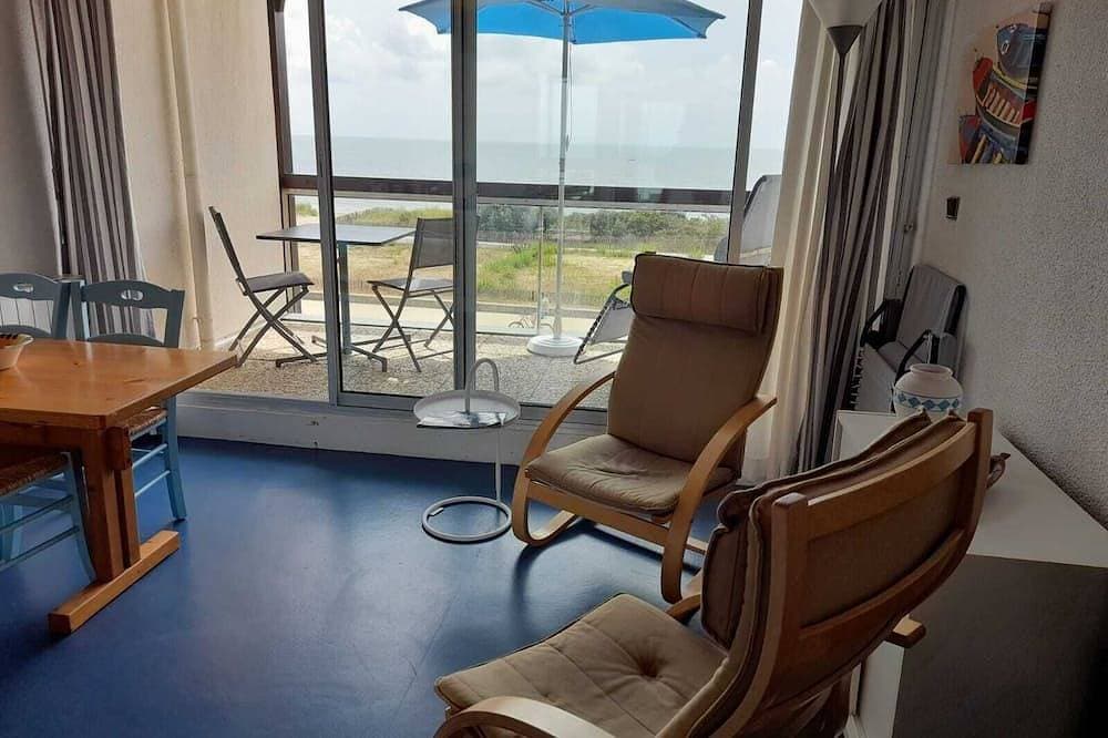 Foto 8 von 9: 2-star apartment with sea view on Carnac's main beach