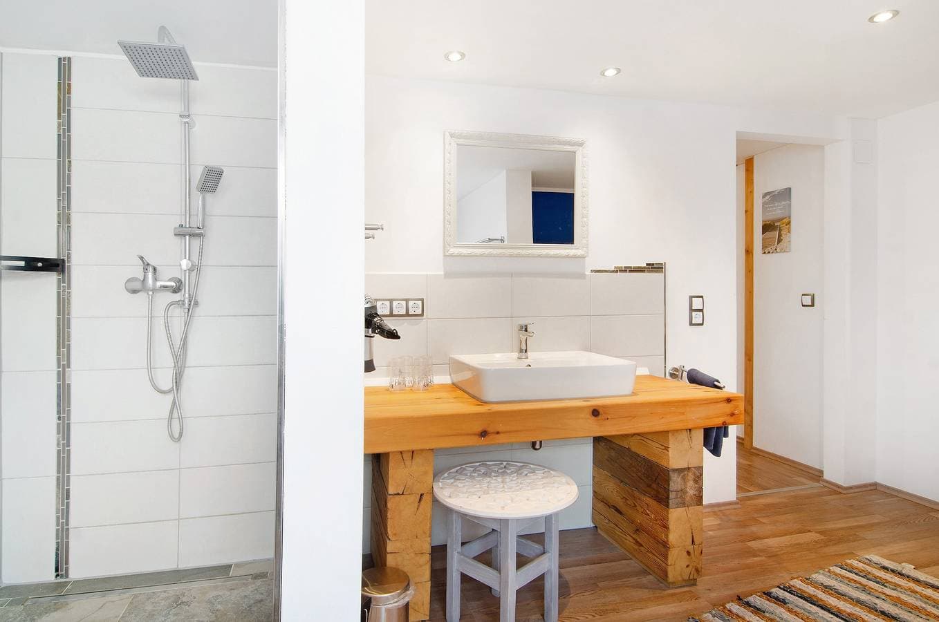 Foto 9 von 21: Ferienwohnung 'Schönfeld' mit Privatterrasse und WLAN