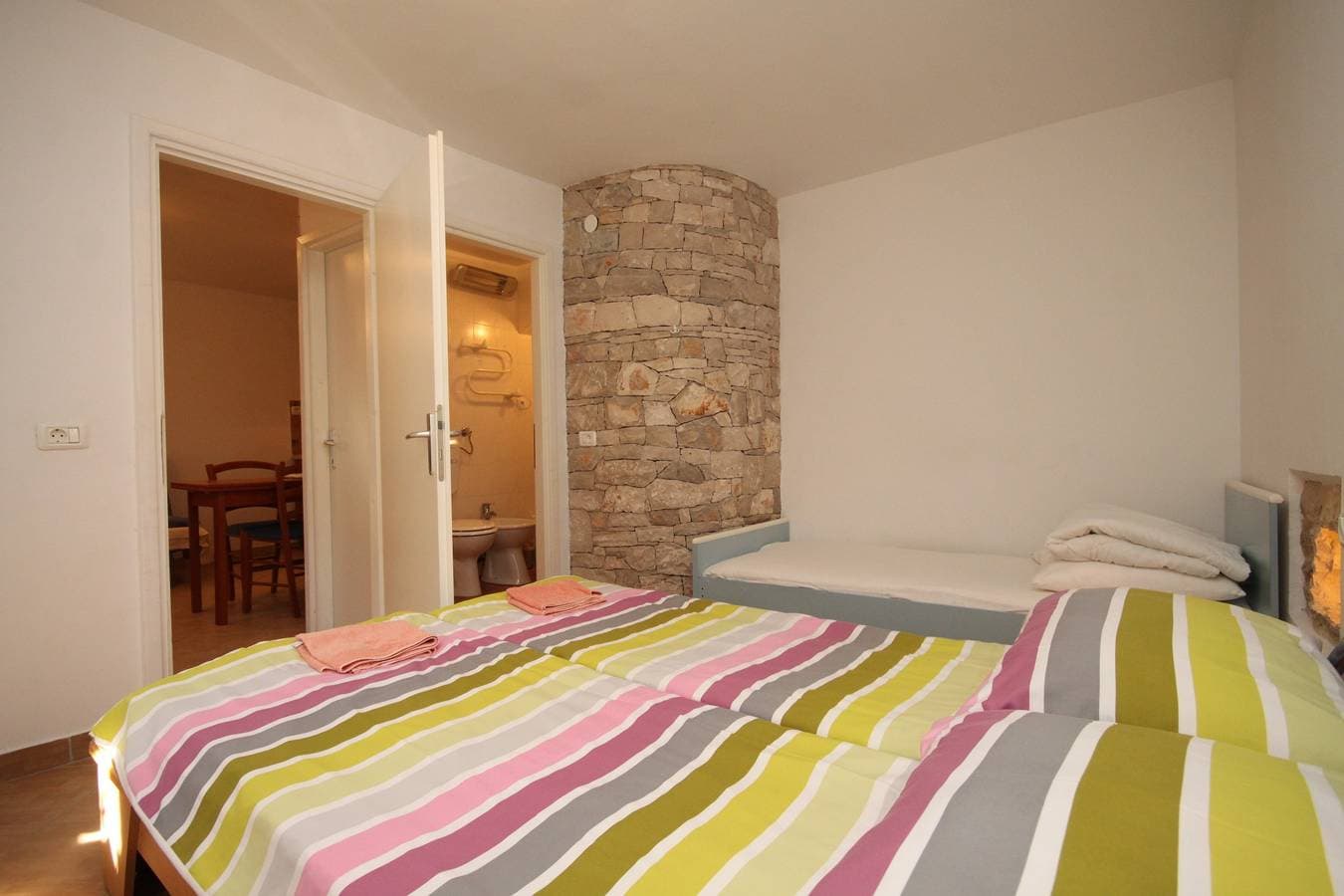 Foto 9 von 12: 1-Zimmer-Ferienwohnung mit Terrasse Basanija, Umag A-7148-b