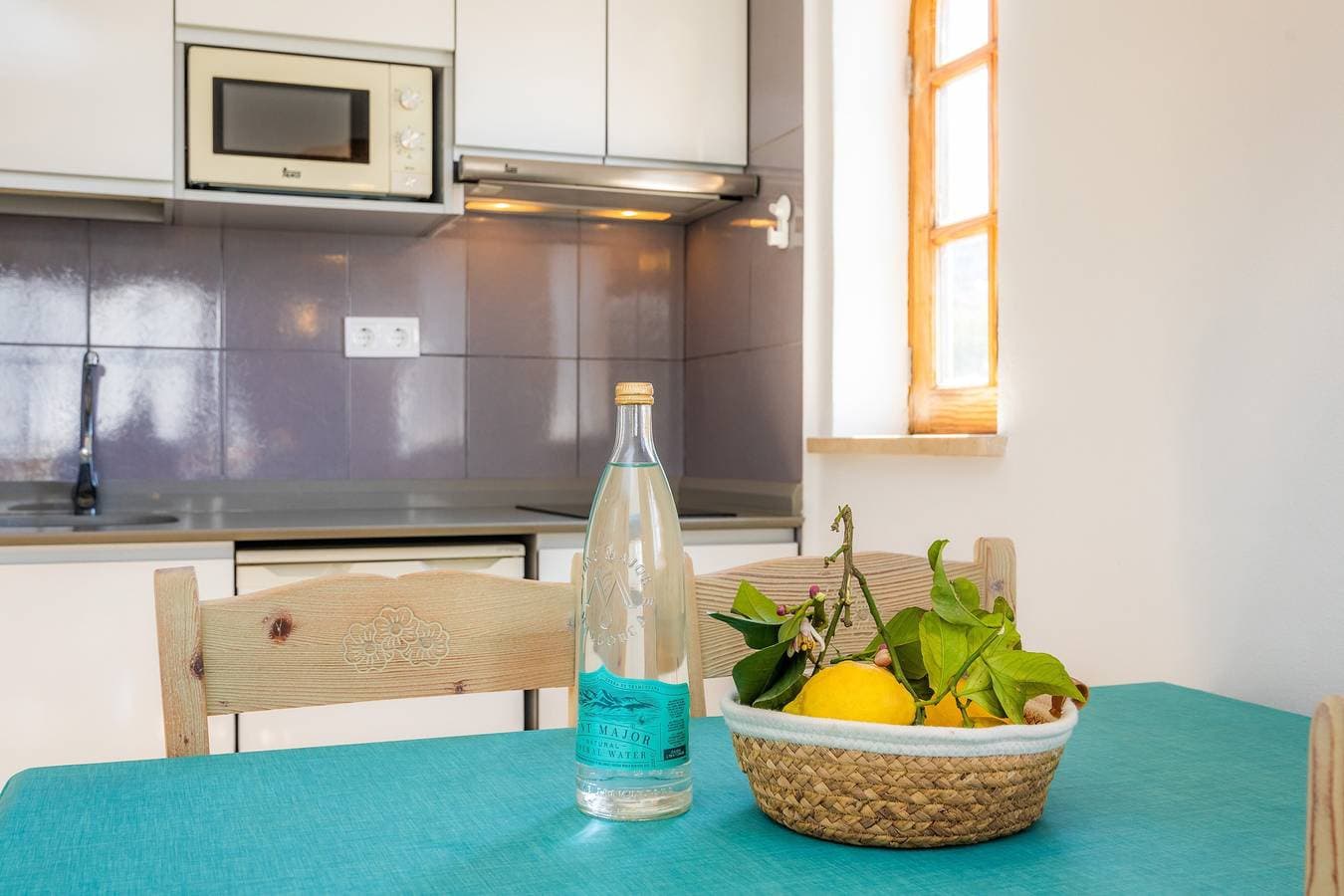 Foto 8 von 28: Strandnahes Apartment mit Zugang zum Pool, einer privaten Terrasse, Klimaanlage und WLAN