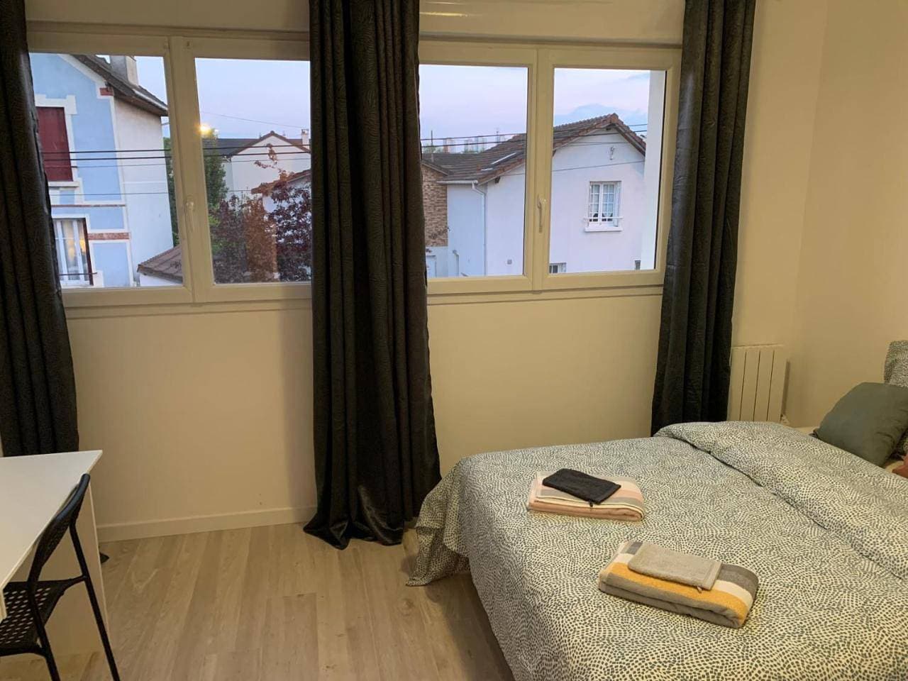 Foto 7 von 8: Double Room with Shared Bathroom