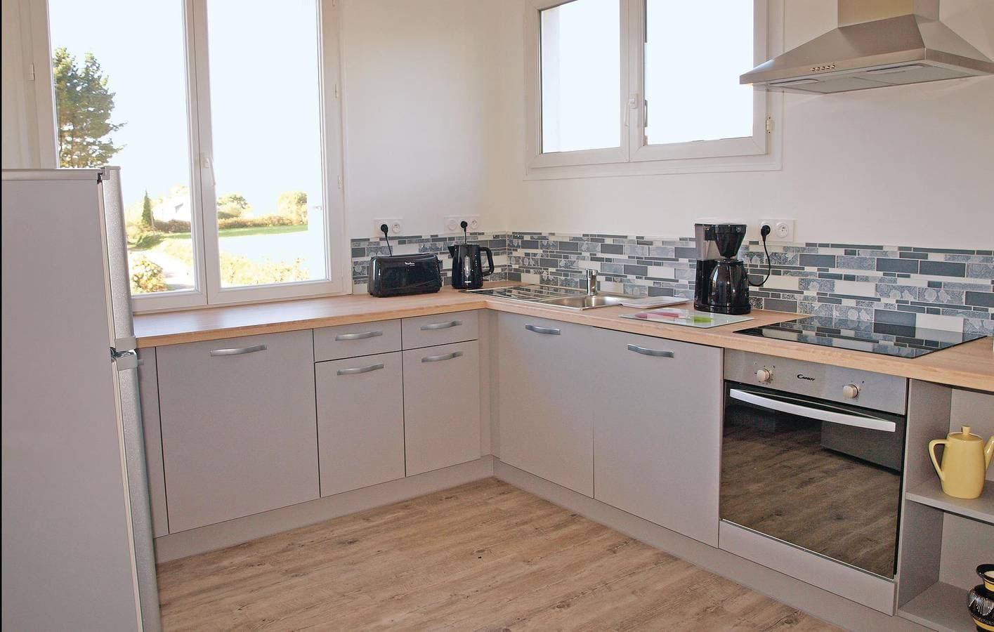 Foto 4 von 28: Isoliertes 2BR Apartment mit Garten & Parkplatz - 2km vom Le Palus Strand