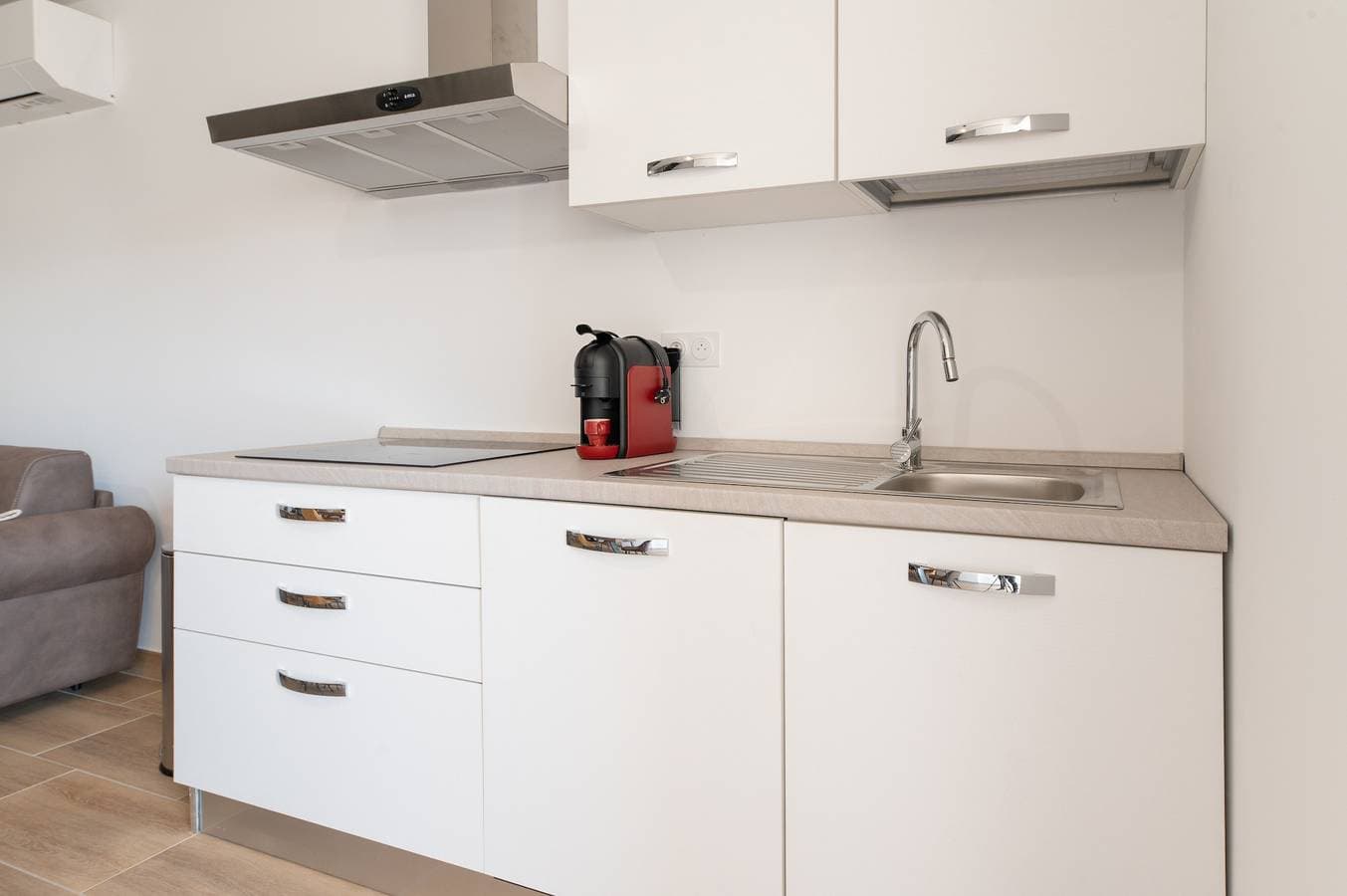 Foto 5 von 25: Apartment 'Residence La Dolce Vita' mit Meerblick, WLAN und Klimaanlage