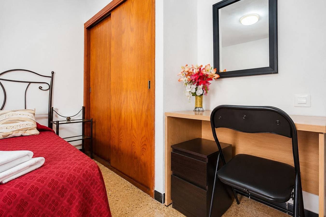 Foto 13 von 29: Ferienwohnung für 3 Personen mit Balkon