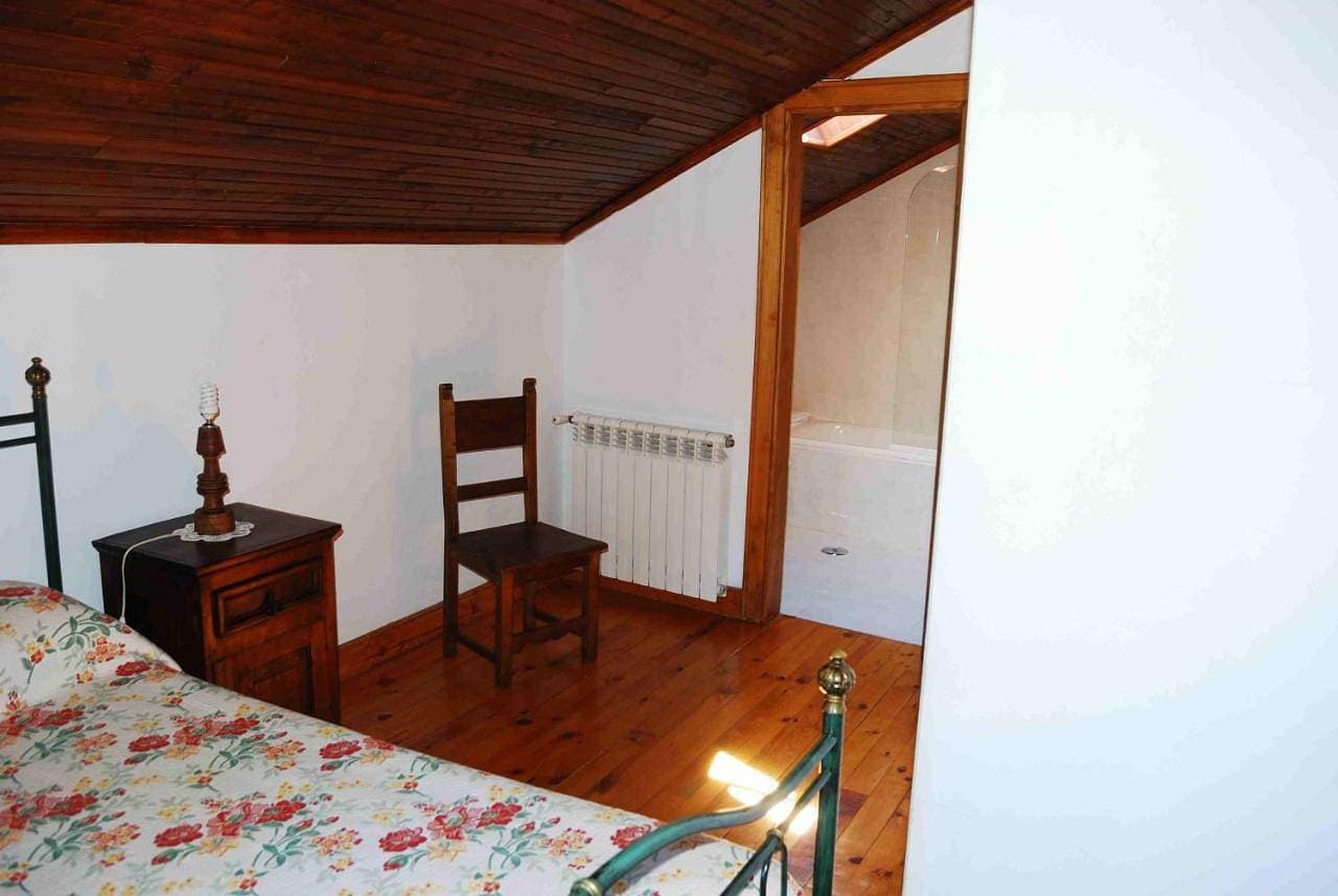 Foto 7 von 14: Double Room with Private Bathroom