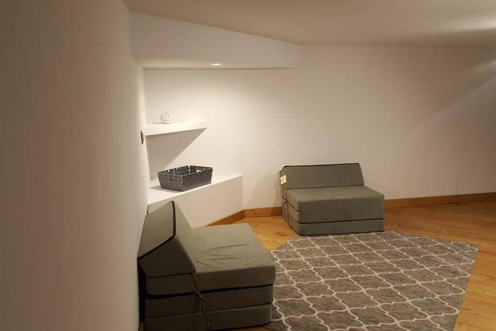 Foto 4 von 17: Two-Bedroom Apartment
