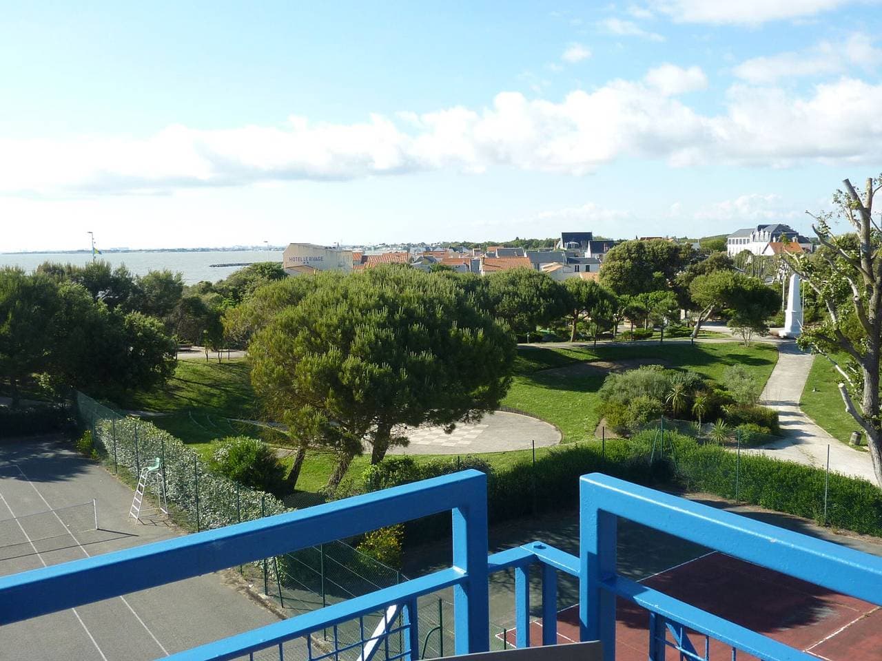Foto 11 von 14: Châtelaillon-Plage: Meerblick-Apartment für 2 mit Pool