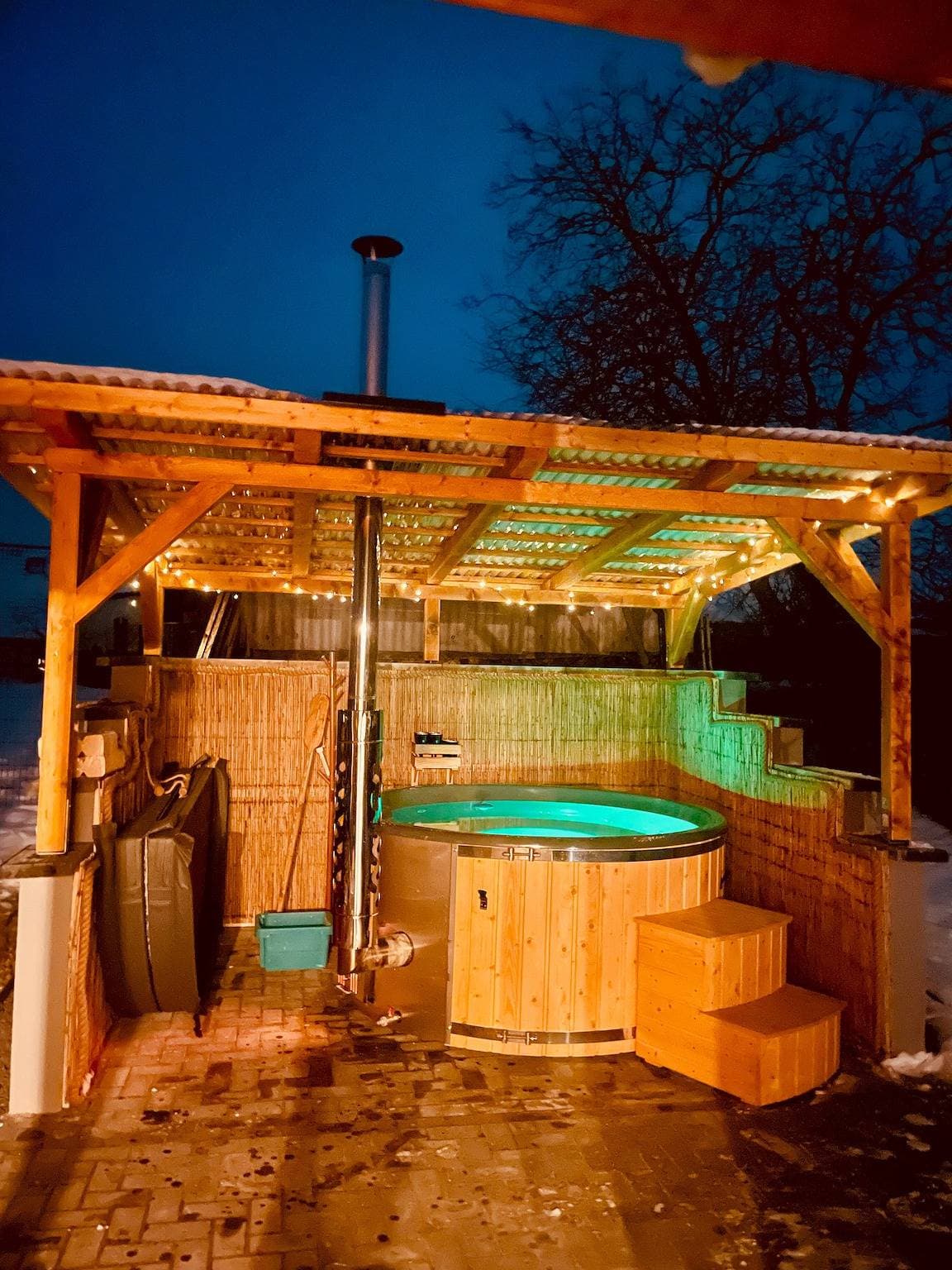 Foto 3 von 43: Ferienhaus 'Zur Schwalbe' mit Privatterrasse, Whirlpool und privatem Garten