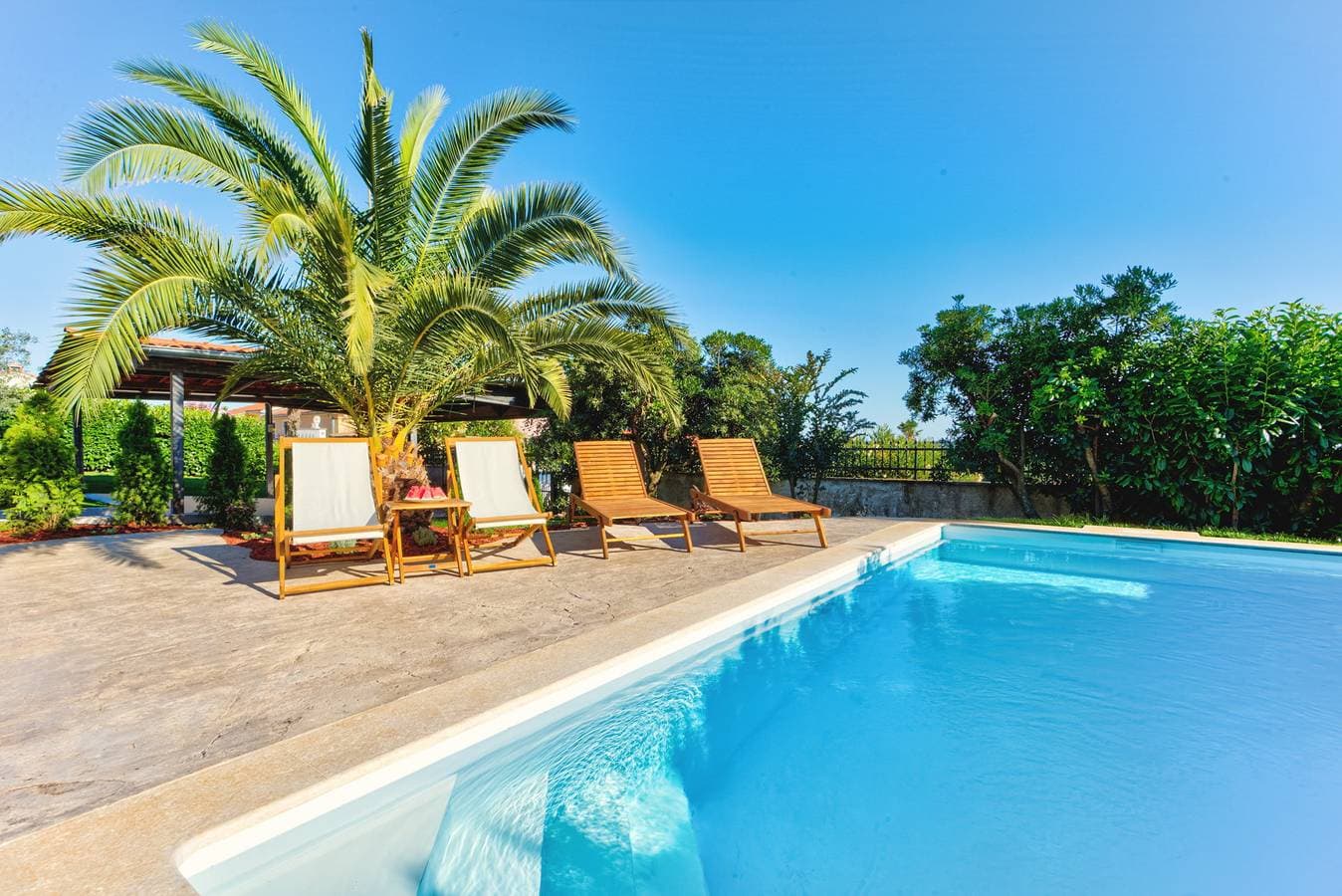 Villa Meriope mit Pool 1