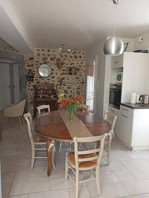 Foto 9 von 16: Three-Bedroom House