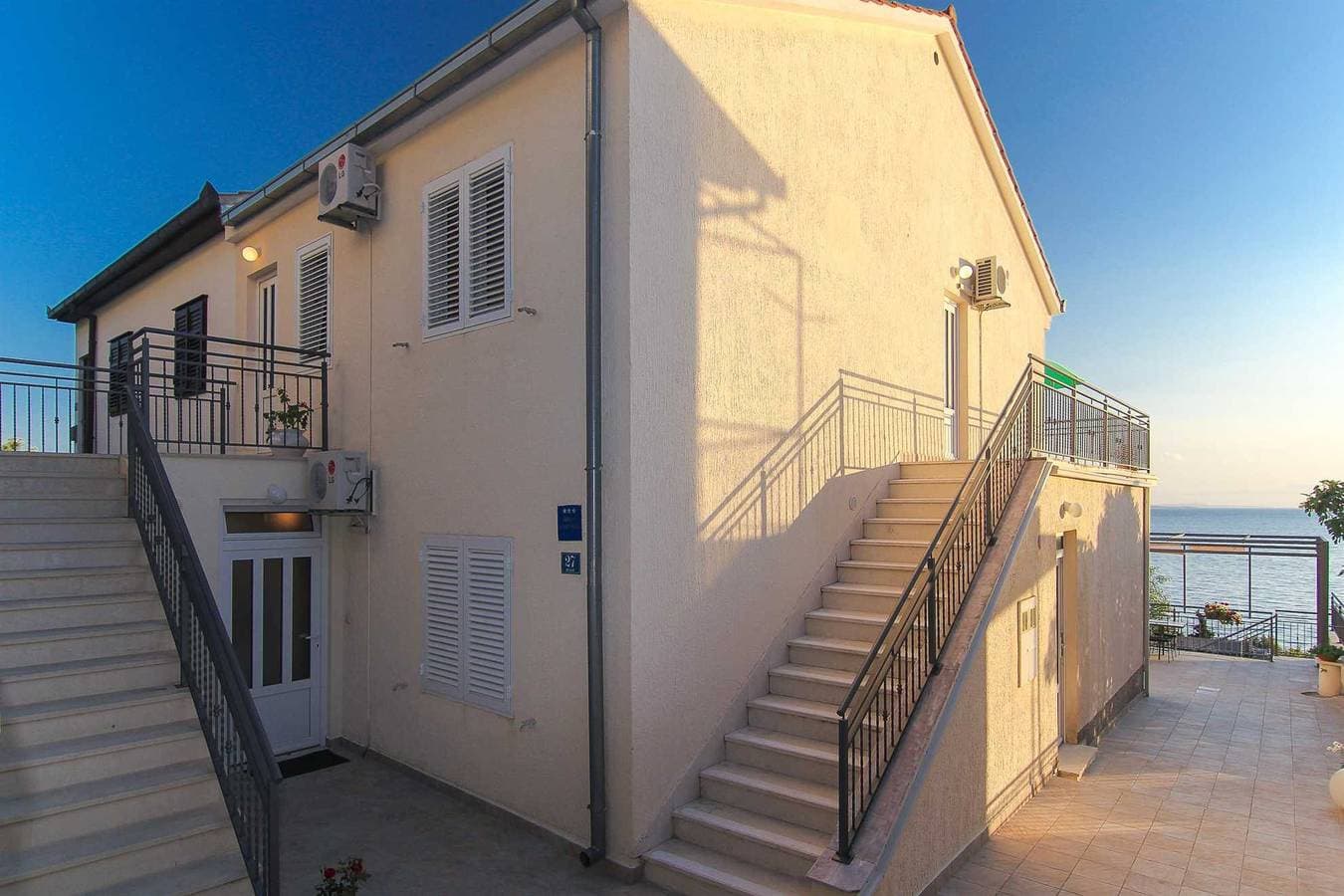 Foto 11 von 15: Villa Alex Ferienwohnung mit 1 Schlafzimmer (Luka)