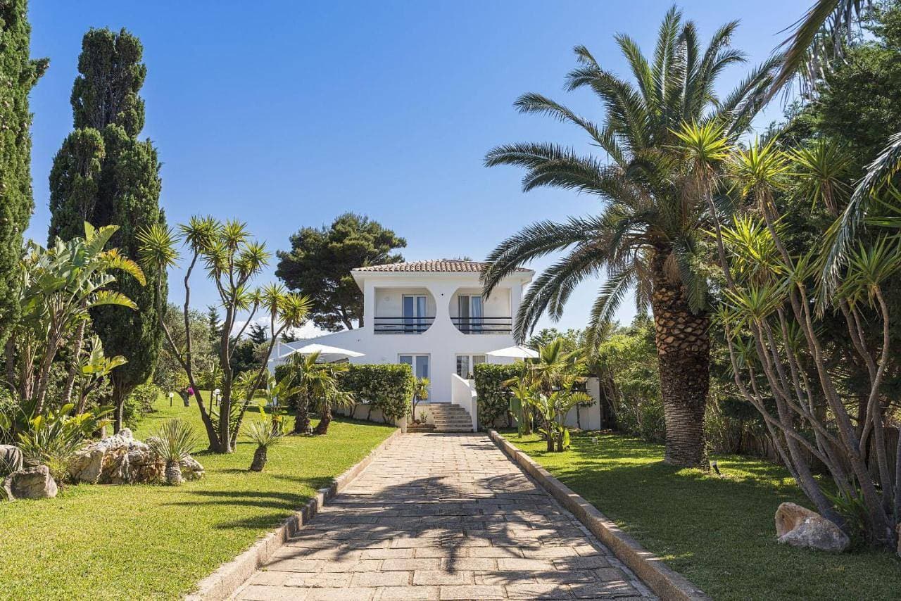 Foto 4 von 5: Villa with Private Pool