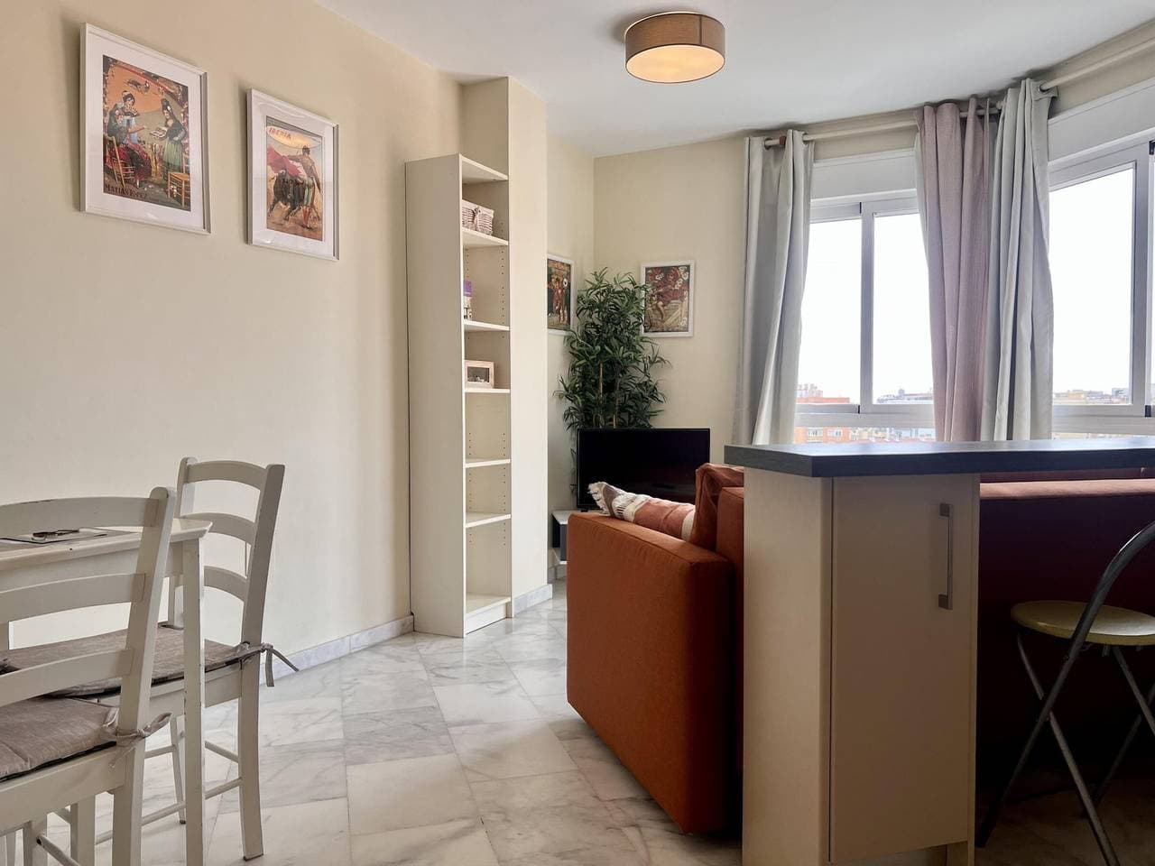 Foto 11 von 25: Helles Penthouse mit Terrasse und WLAN in Malaga