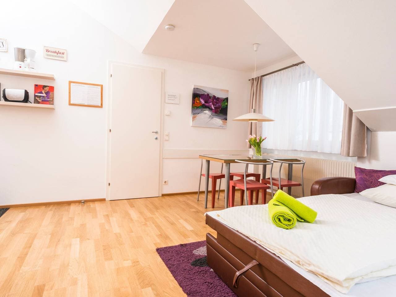 Foto 5 von 31: In Dornbach mit Privater Terrasse