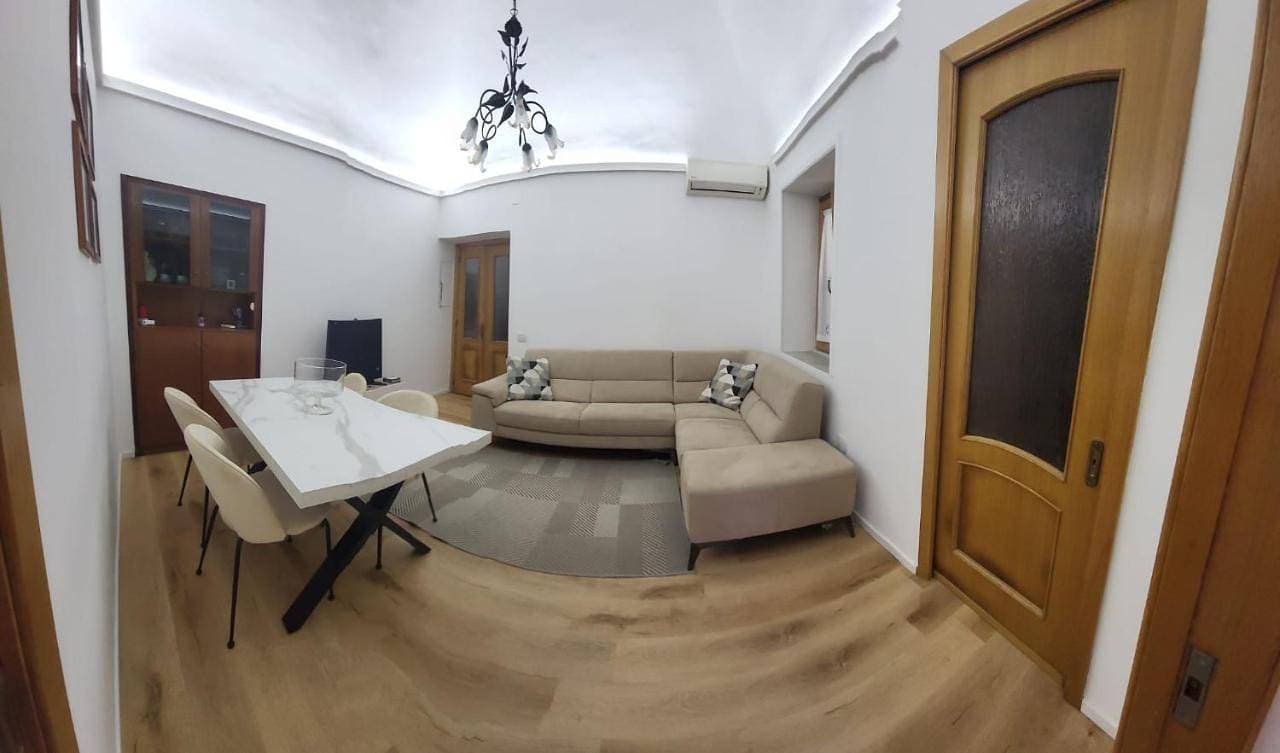 Foto 4 von 7: One-Bedroom Apartment