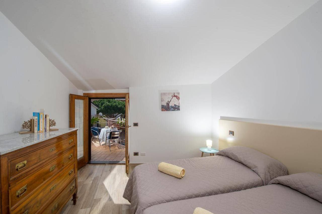 Foto 7 von 36: Two-Bedroom Apartment