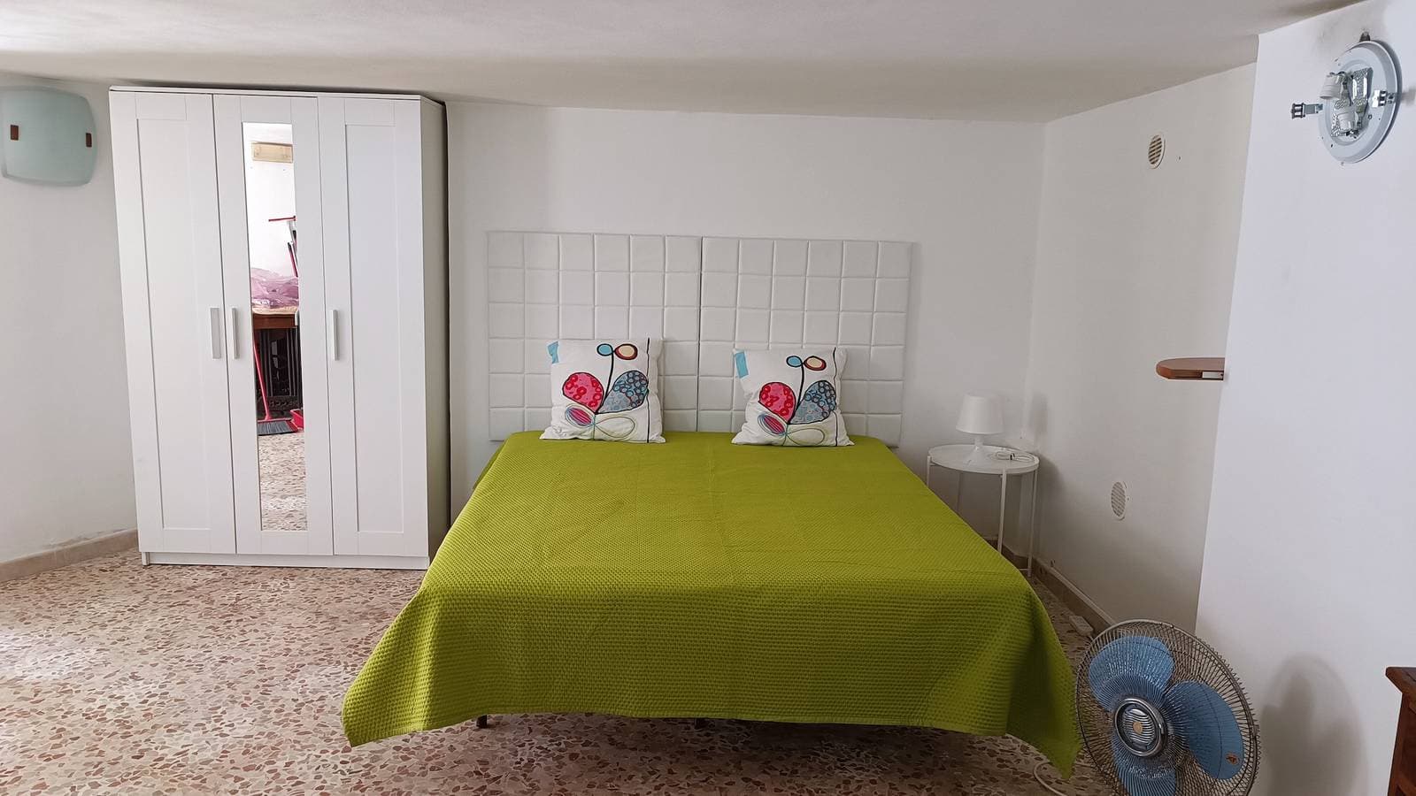Foto 11 von 27: Ferienwohnung 'Attico' mit Meerblick, Wi-Fi und Klimaanlage