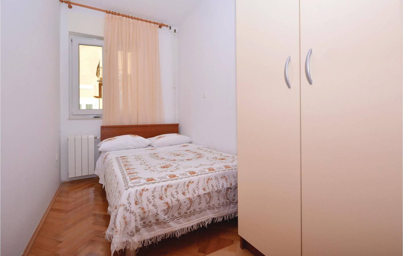Foto 12 von 20: Gemütlich, nur 1 km vom Strand entfernt: Modernes Apartment mit Terrasse und voll ausgestatteter Küche