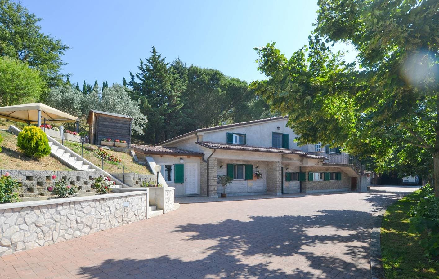 Foto 3 von 25: Gemütliche Wohnung mit Pool und Garten, 2,5km zum Laghetto di Marcarelli