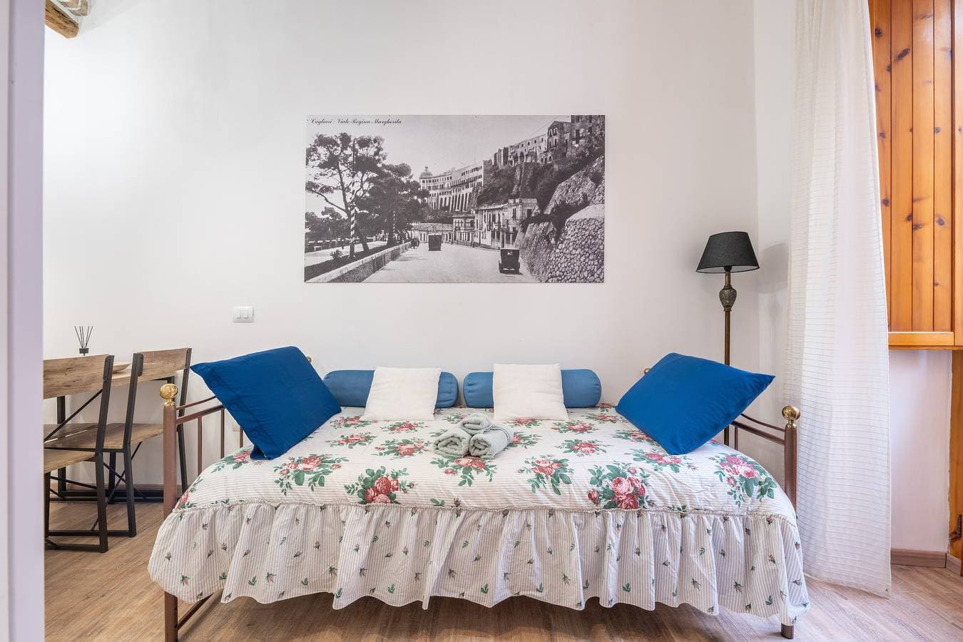Foto 3 von 22: Einzimmerapartment 'Alla Marina Monolocale Deluxe' mit Balkon, WLAN und Klimaanlage