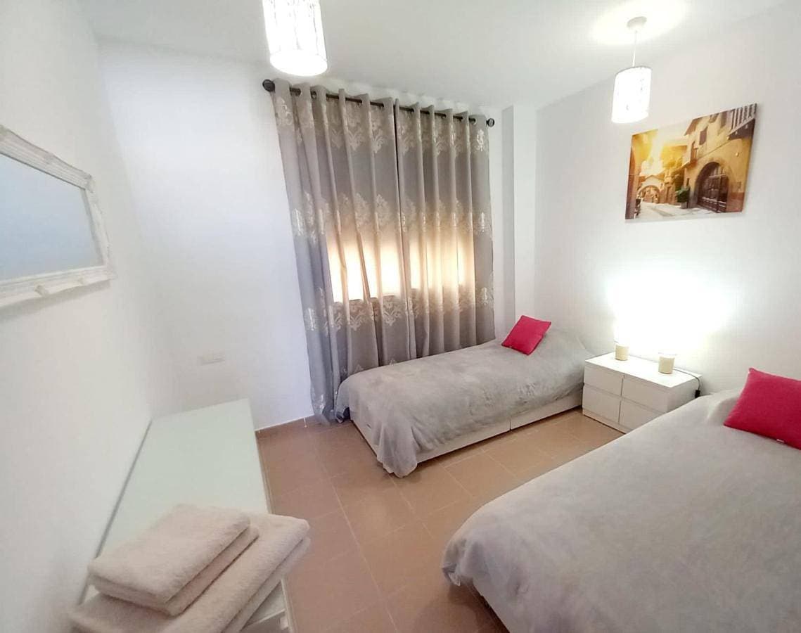 Foto 4 von 33: Two-Bedroom House