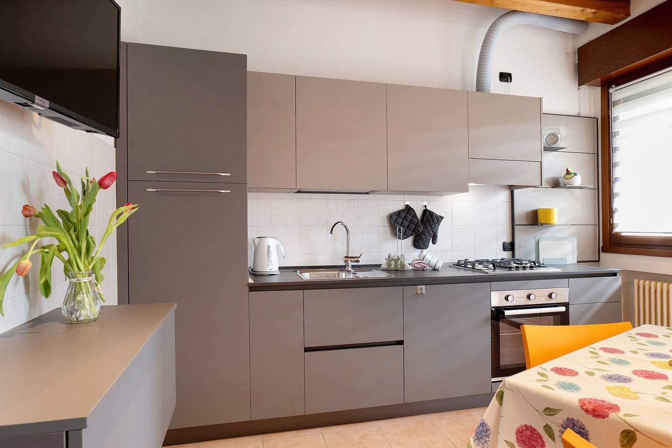 Foto 13 von 31: Ferienwohnung 'Kikosa House' mit privater Terrasse, WLAN und Klimaanlage