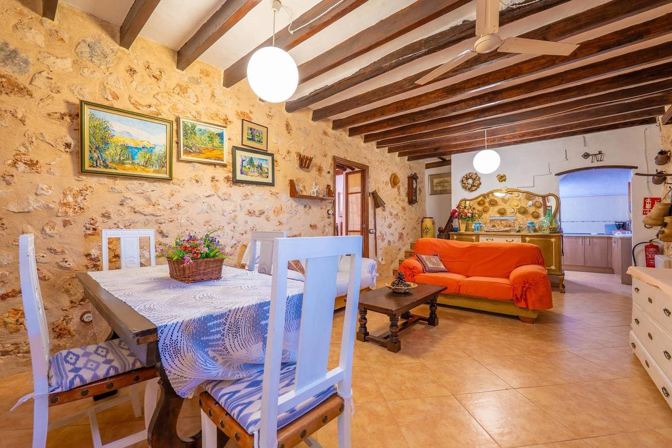 Foto 12 von 40: Finca Son Matginet 18 - Ferienhaus mit privaten Pool in Sineu. WiFi gratis