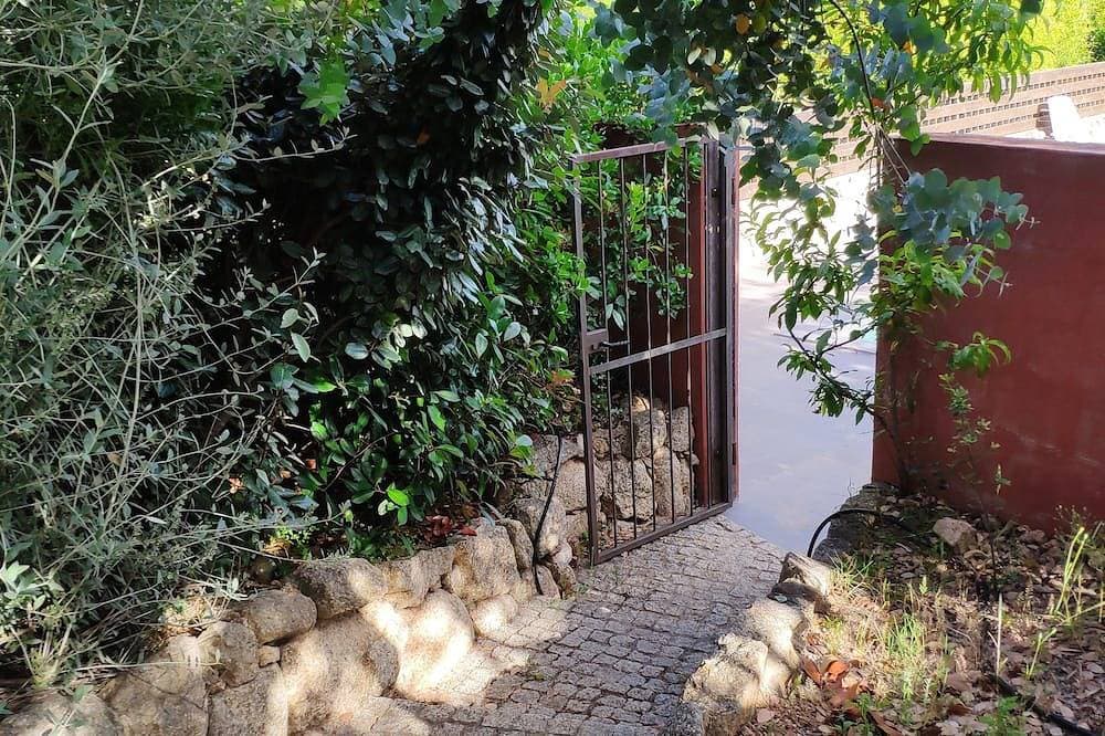 Foto 5 von 22: Mieten Sie Steinhaus Typ Bergerie mit Gemeinschaftspool