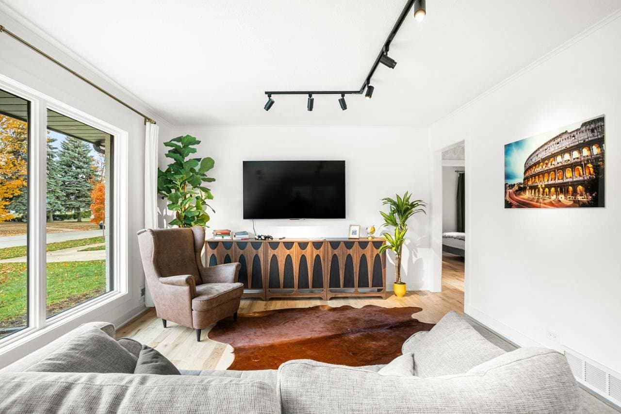 New Home neer OHare 1