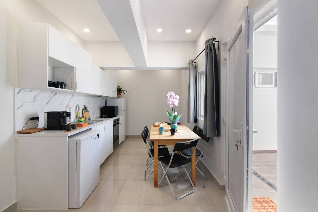 Foto 4 von 27: Apartment 'Skipper House' mit Bergblick, WLAN und Klimaanlage