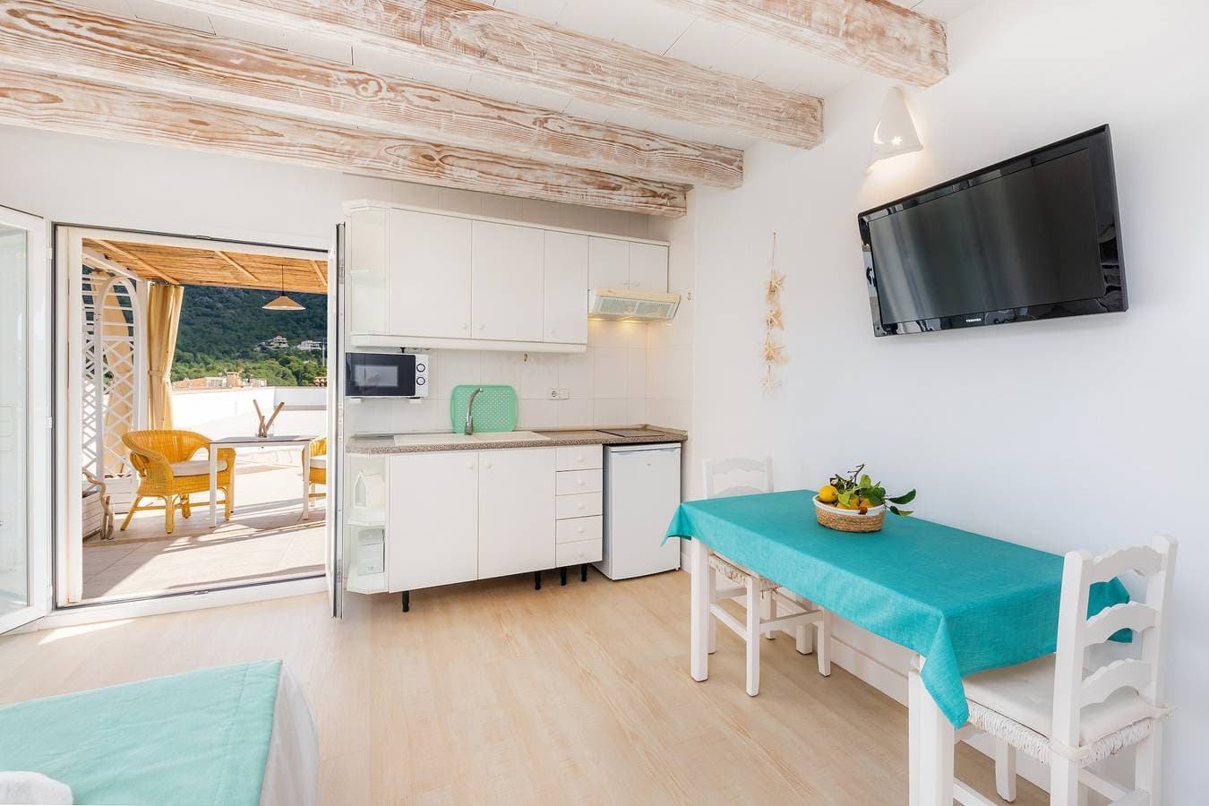 Foto 10 von 28: Ferienwohnung nahe dem Strand mit Poolzugang, privater Terrasse, Klimaanlage und WLAN