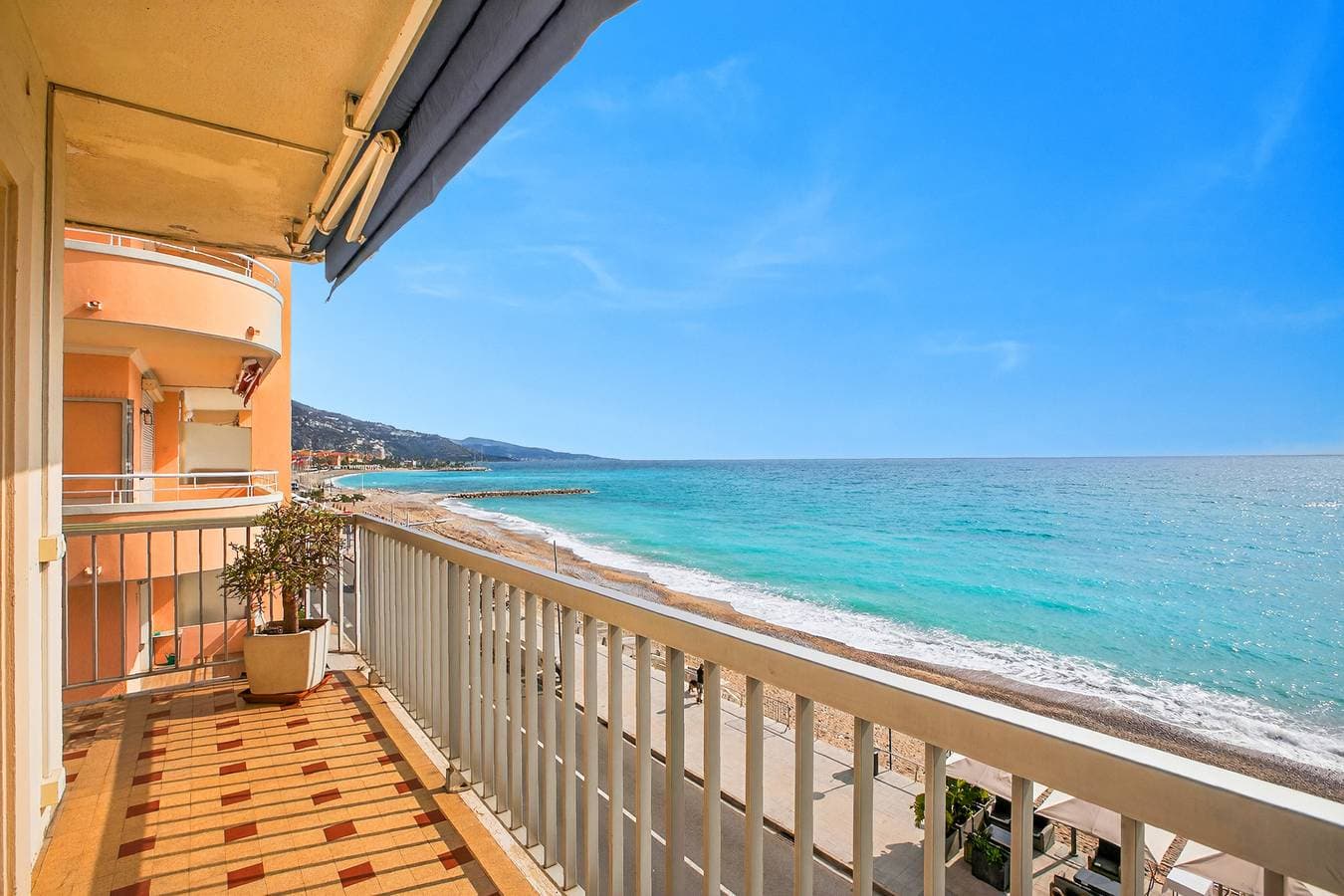 Foto 7 von 25: Holiday On The Sea - Seafront Apt